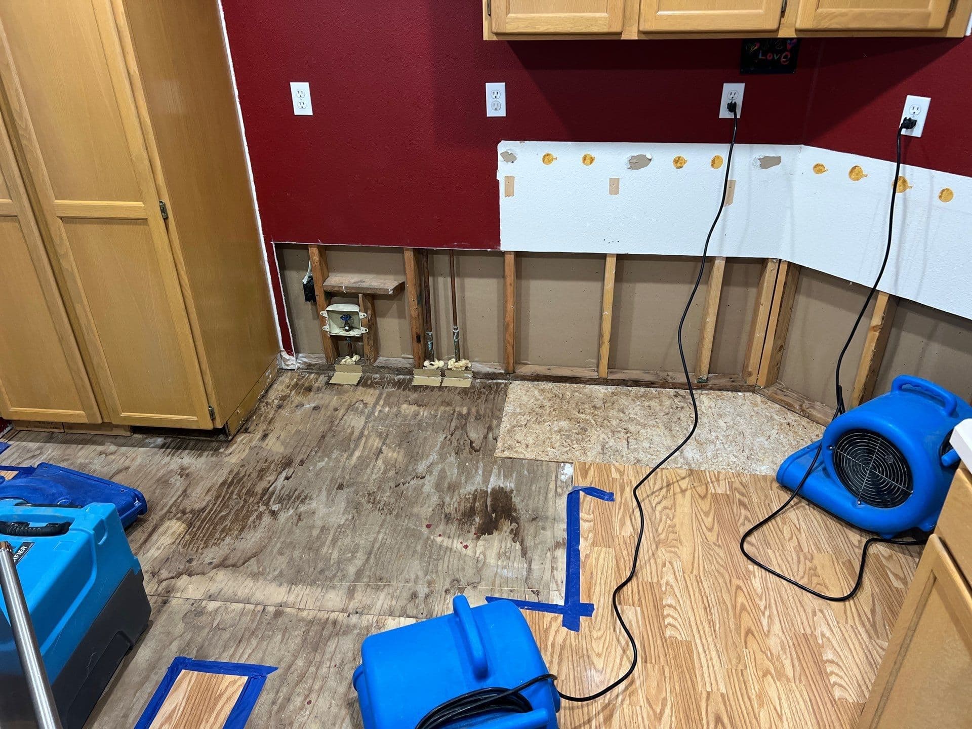 Appliance Leak Cleanup & Water Damage Restoration 60 minute arrival time or less image
