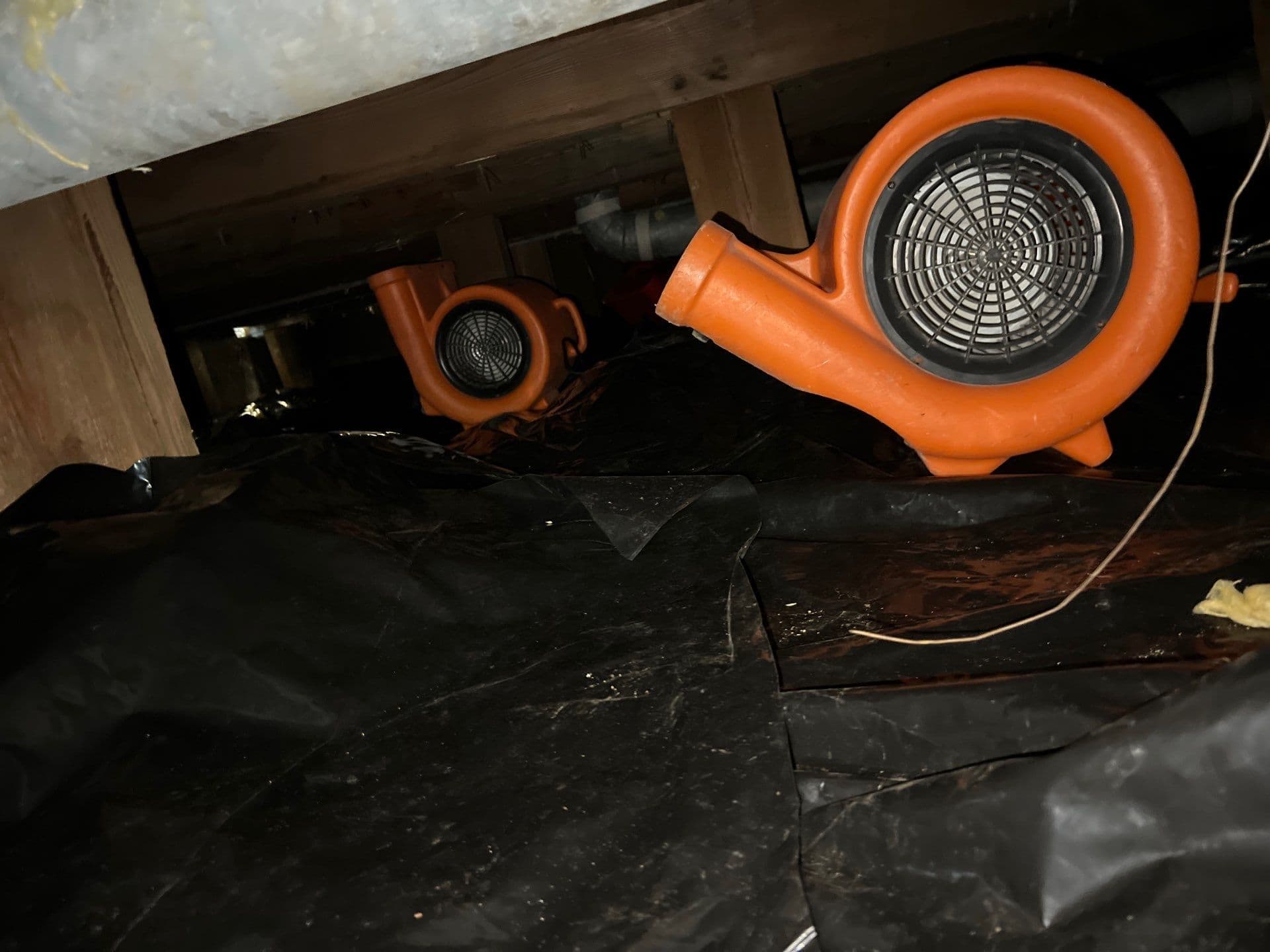 Gallery photos for Efficient Crawl Space Water Damage Restoration in Vancouver: Image #1