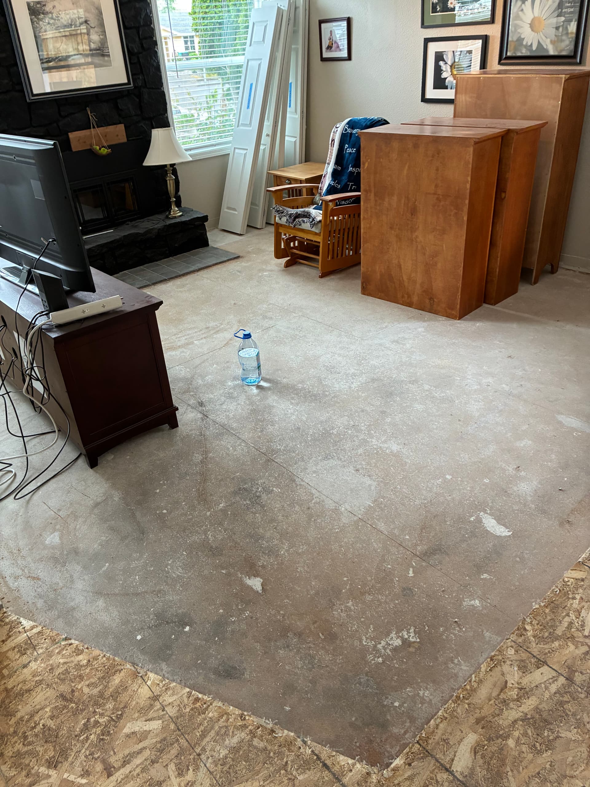 Gallery photos for Full Home LVP Demo and Flooring Install in Vancouver WA: Image #1